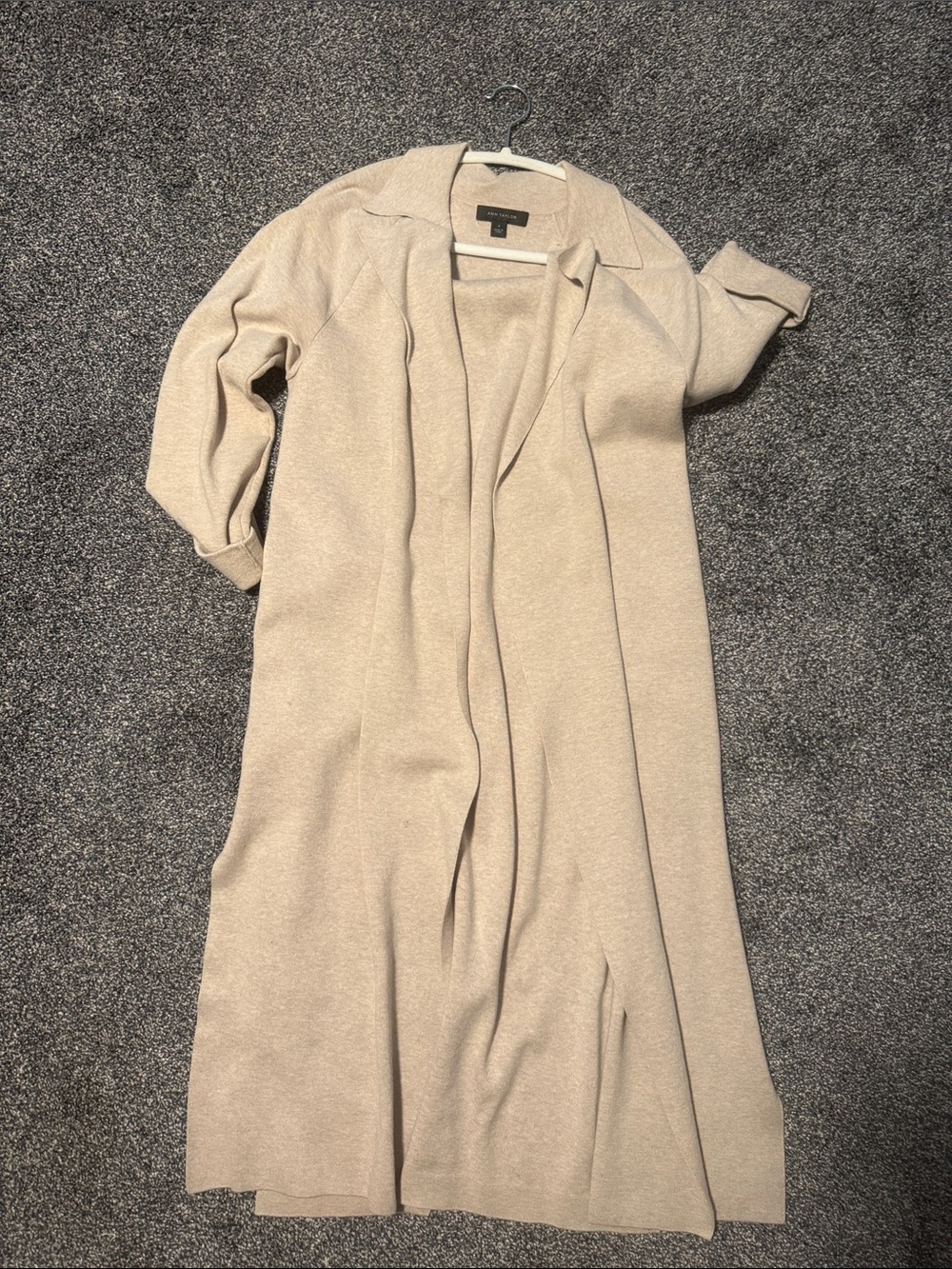 Ann Taylor long cardigan size M